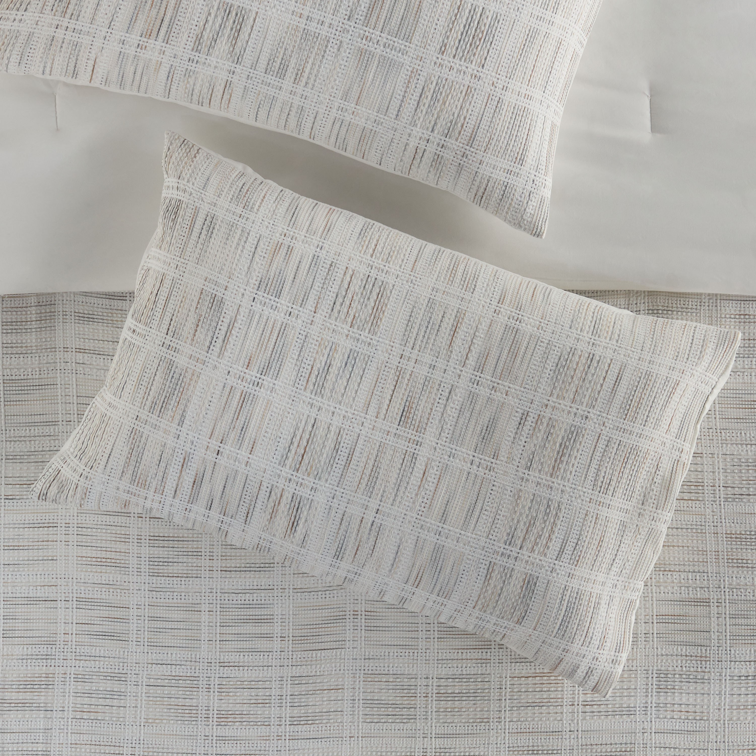 Serene Layla Chenille Textured 3-Piece Super King Comforter Set - 240x260 cm-household-bedding-comfortersandbedspreads-comforters-image-3