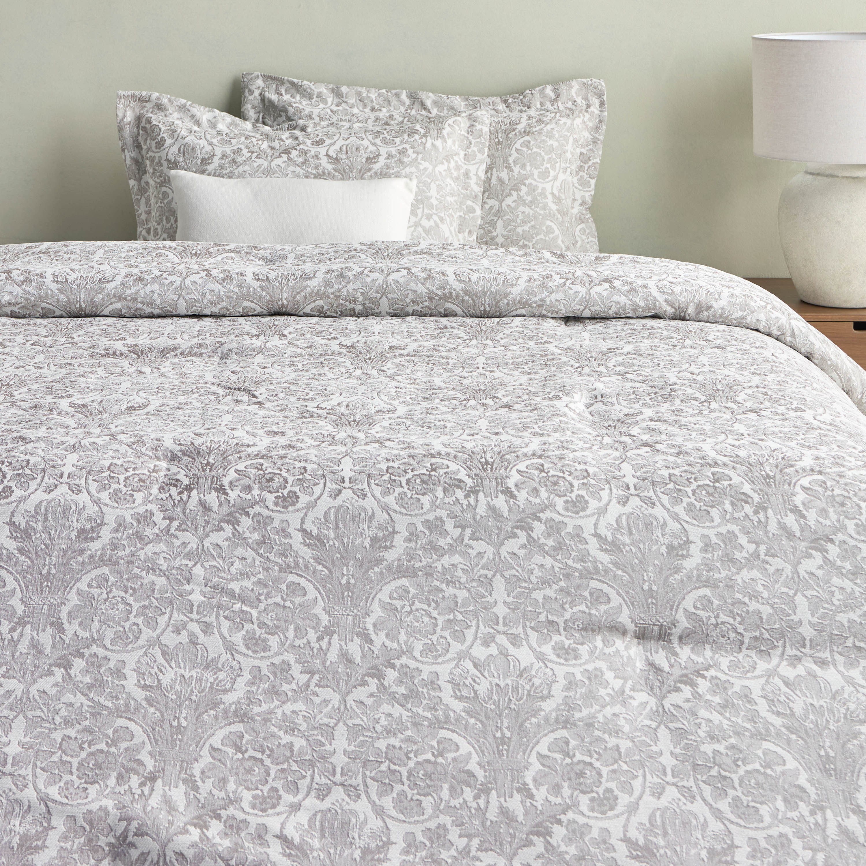 Aurelia Clara Jacquard 4-Piece Super King Comforter Set - 250x260 cm-household-bedding-comfortersandbedspreads-comforters-image-2