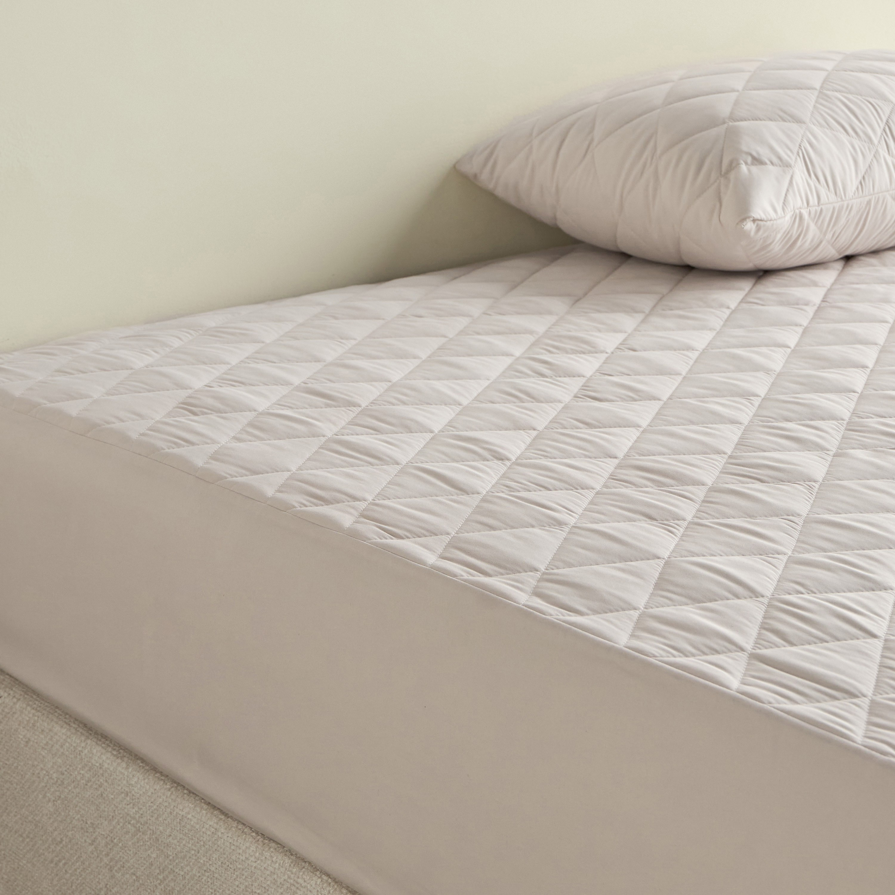 Microfibre Waterproof Super King Mattress Protector - 200x200 cm-household-bedding-mattresstoppersandprotectors-mattressprotectors-image-3