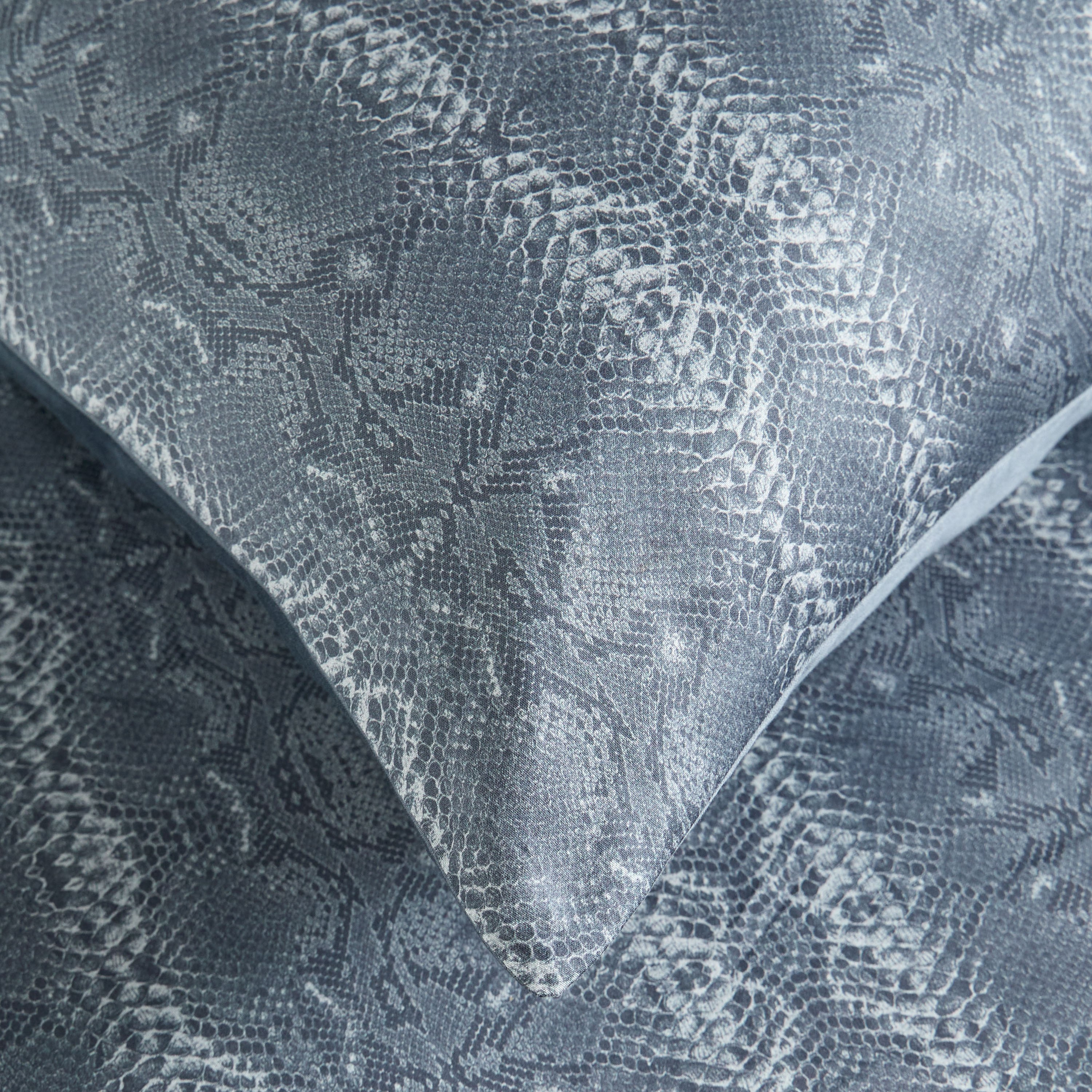 Roberto Cavalli Cotton 2-Piece Pillowcase Set - 50x75 cm-household-bedding-sheetsandpillowcases-pillowcases-image-3