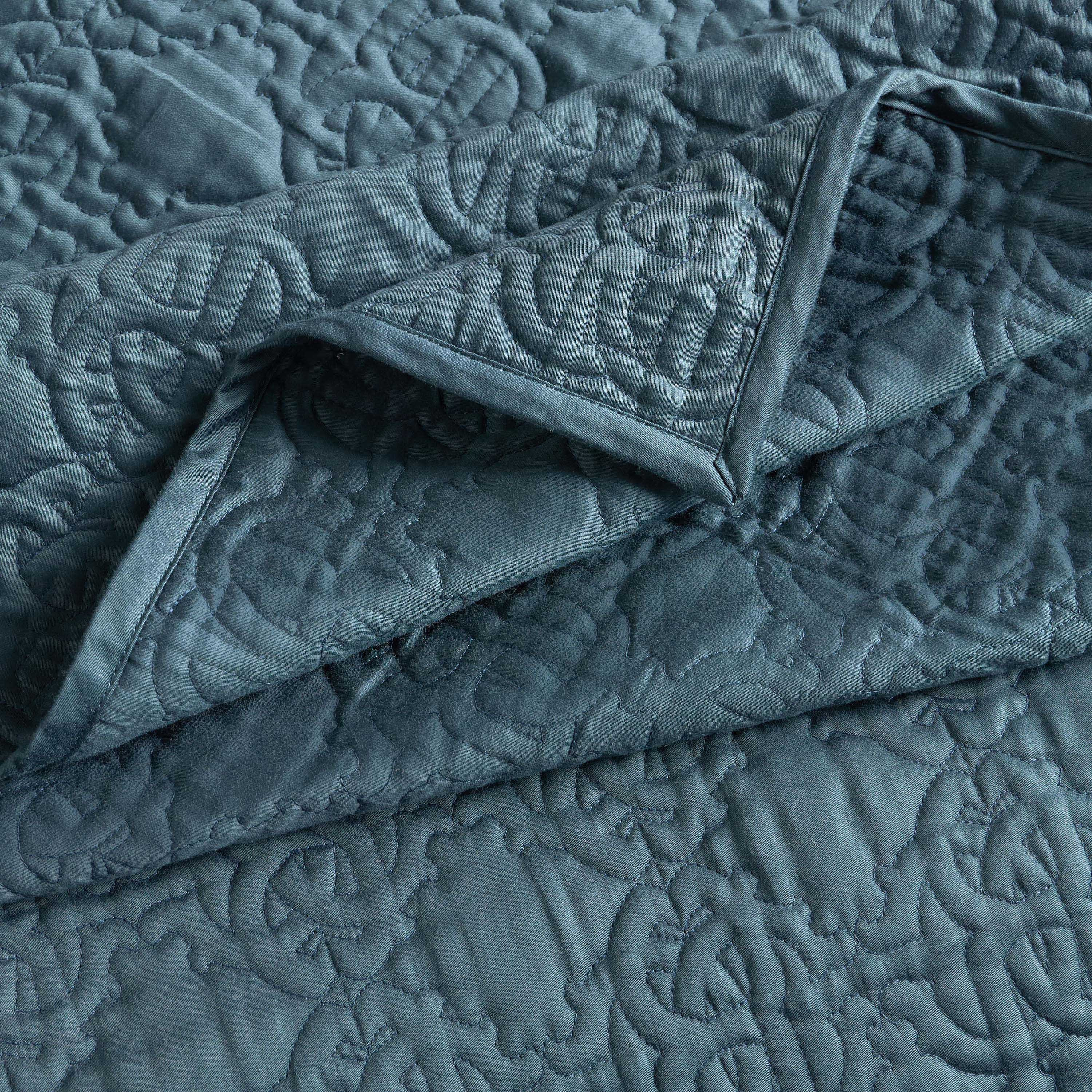 Roberto Cavalli Cotton Quilted 3-Piece Super King Bedspread Set - 240x260 cm-household-bedding-comfortersandbedspreads-bedspreads-image-4