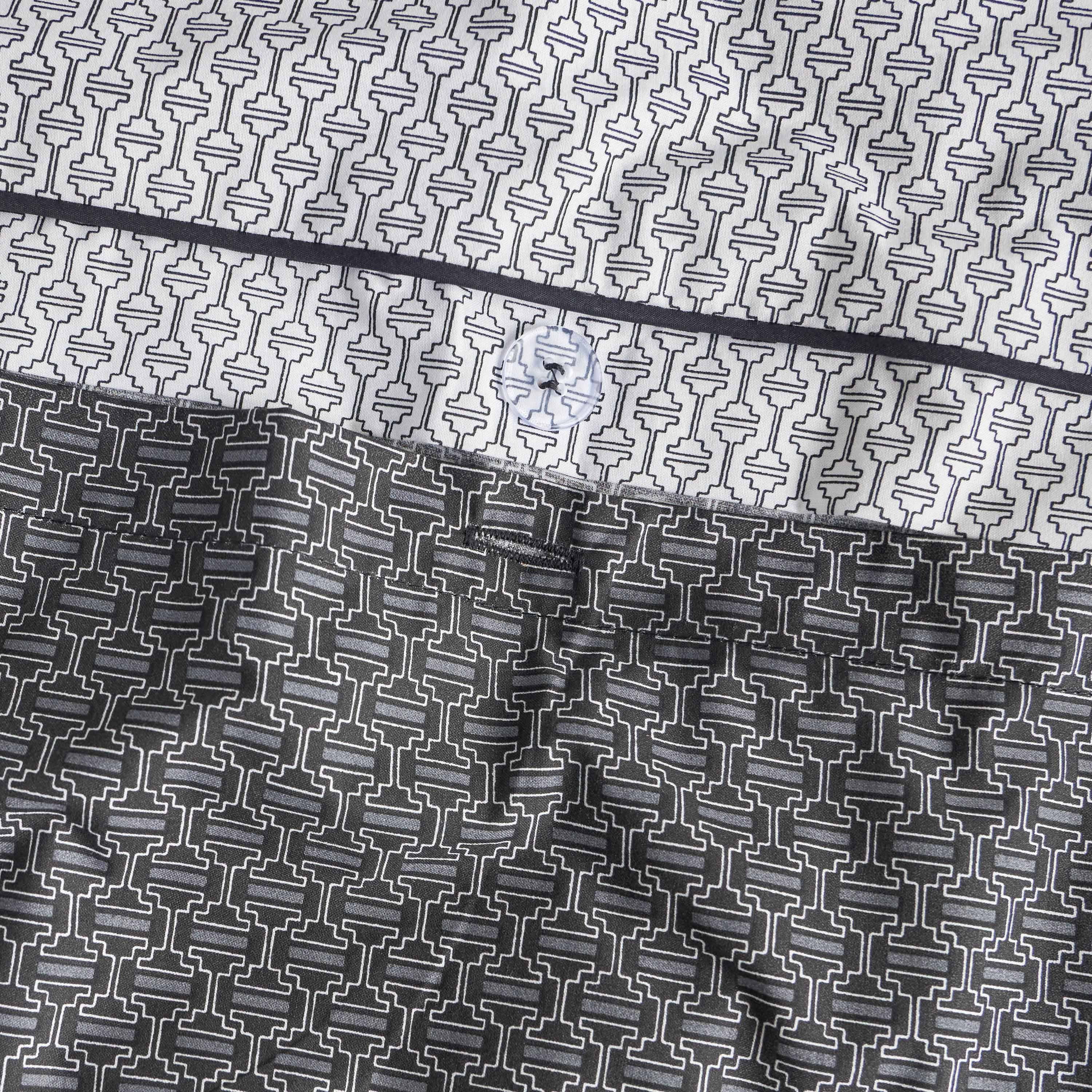 Noire Daislay Cotton 3-Piece Super King Duvet Cover Set - 220x260 cm-household-bedding-duvetandcovers-duvetcovers-image-5