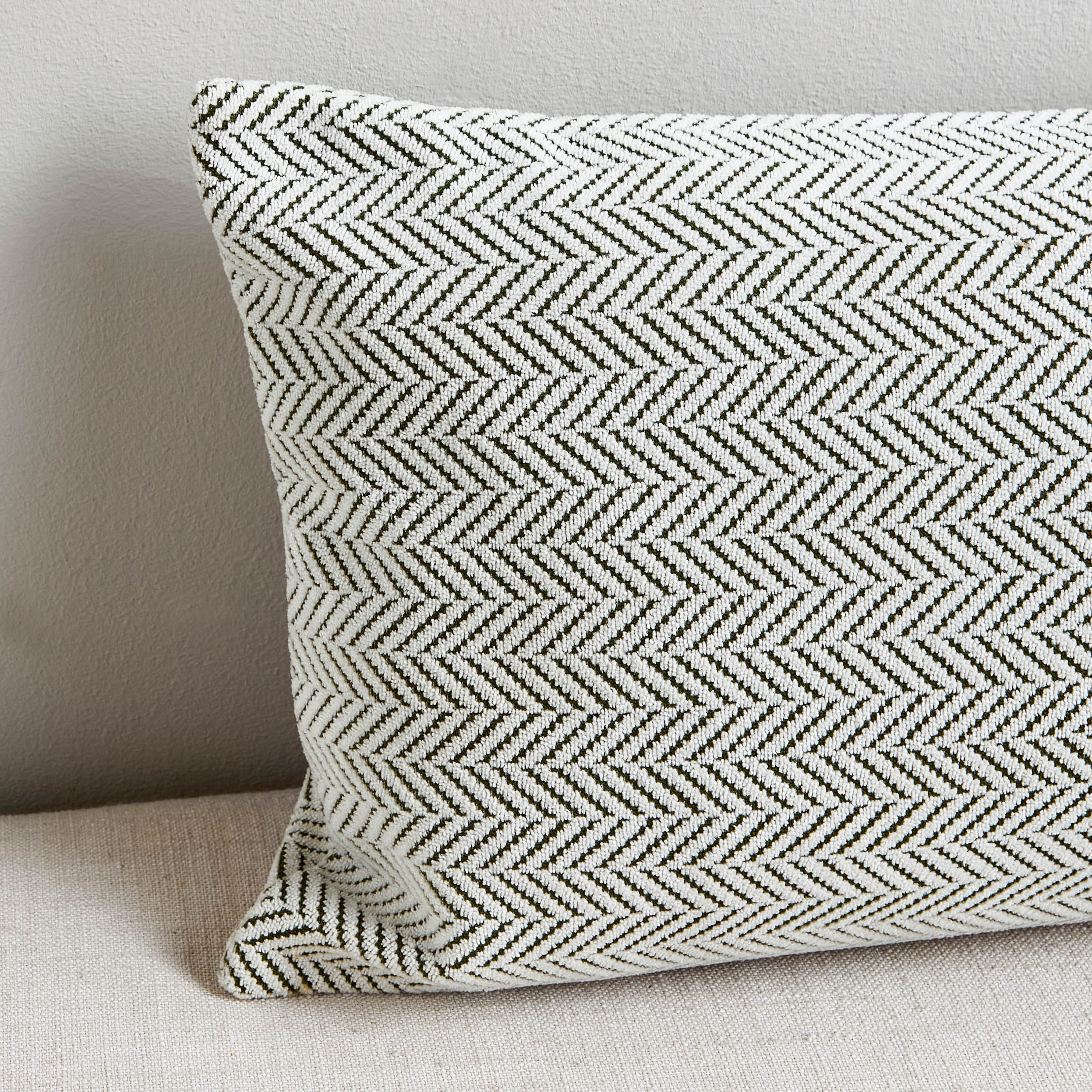 Zuri Jacquard Filled Cushion - 30x80 cm-household-cushionsandthrows-filledcushions-decorativecushions-image-2