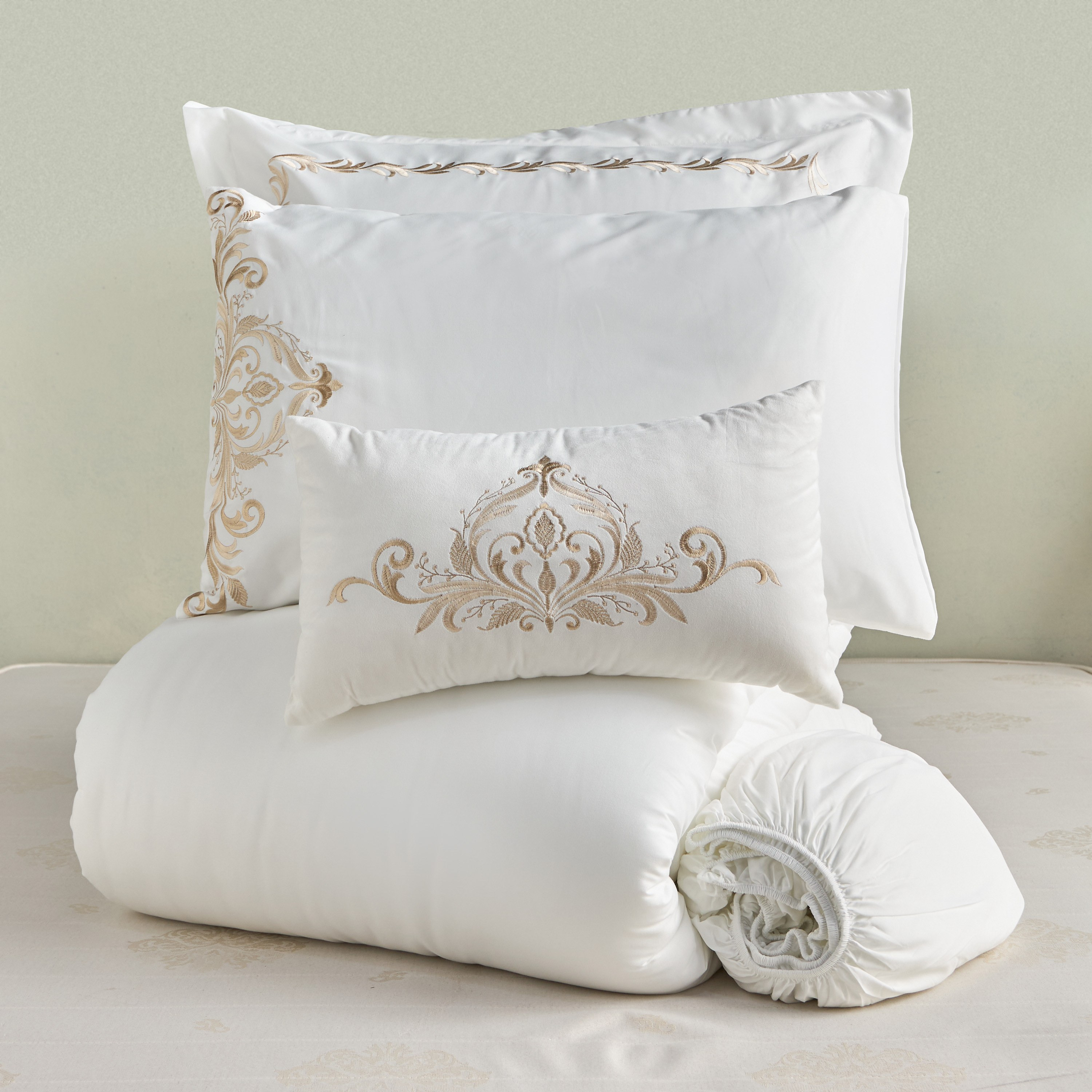 Regal Celso Embroidered 8-Piece Super King Comforter and Sheet Set - 240x260 cm-household-bedding-comfortersandbedspreads-bedinabag-image-8