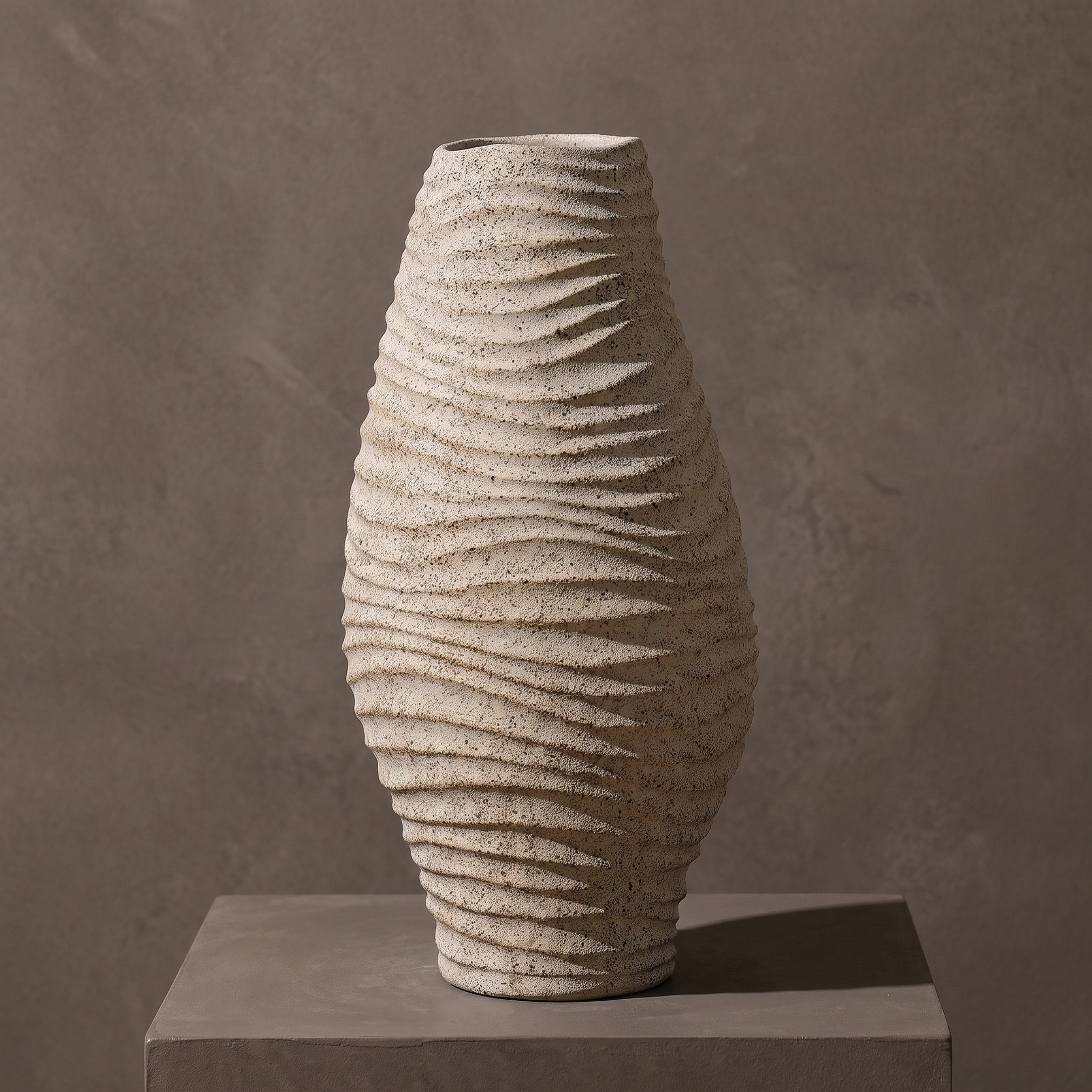 Madar-Nomad Dunes Resin Vase - 36 cm-household-decor-vasesandbowls-image-1