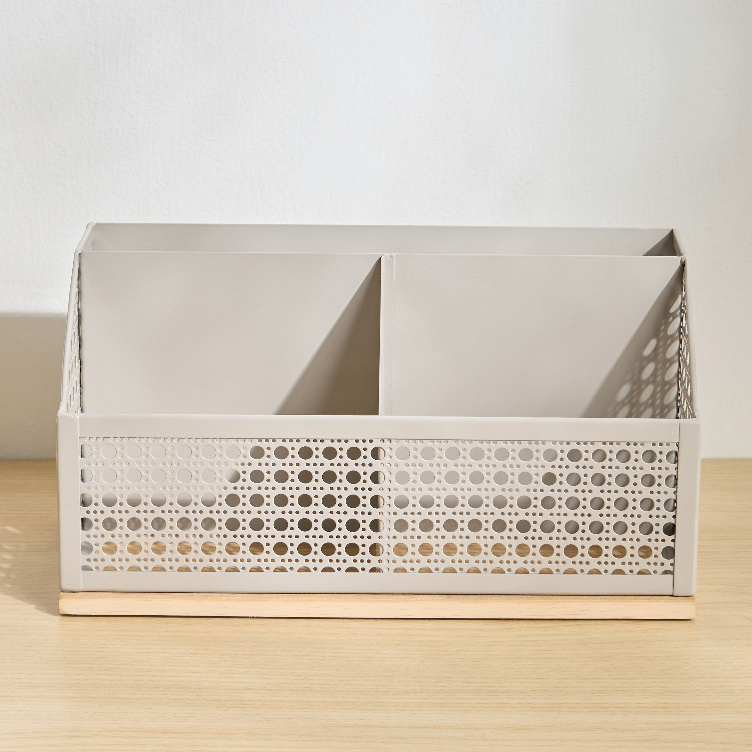 Ricky Stationery Holder-household-storage-storagesolutions-mediastorage-image-2