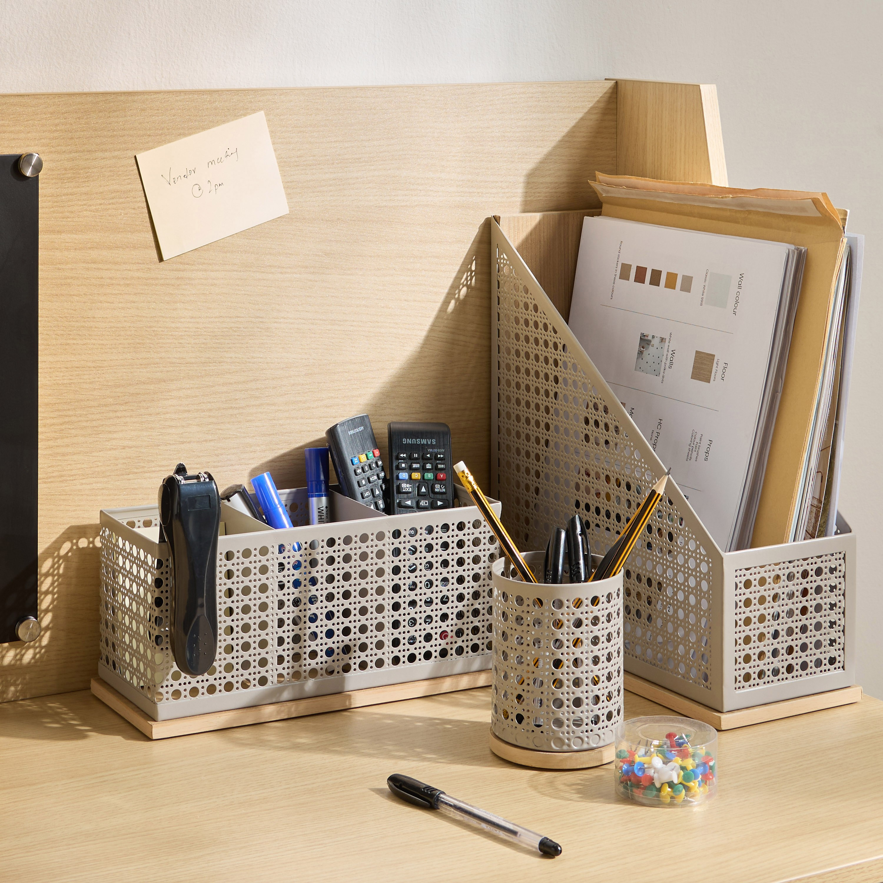 Ricky Pen Holder-household-storage-storagesolutions-mediastorage-image-3