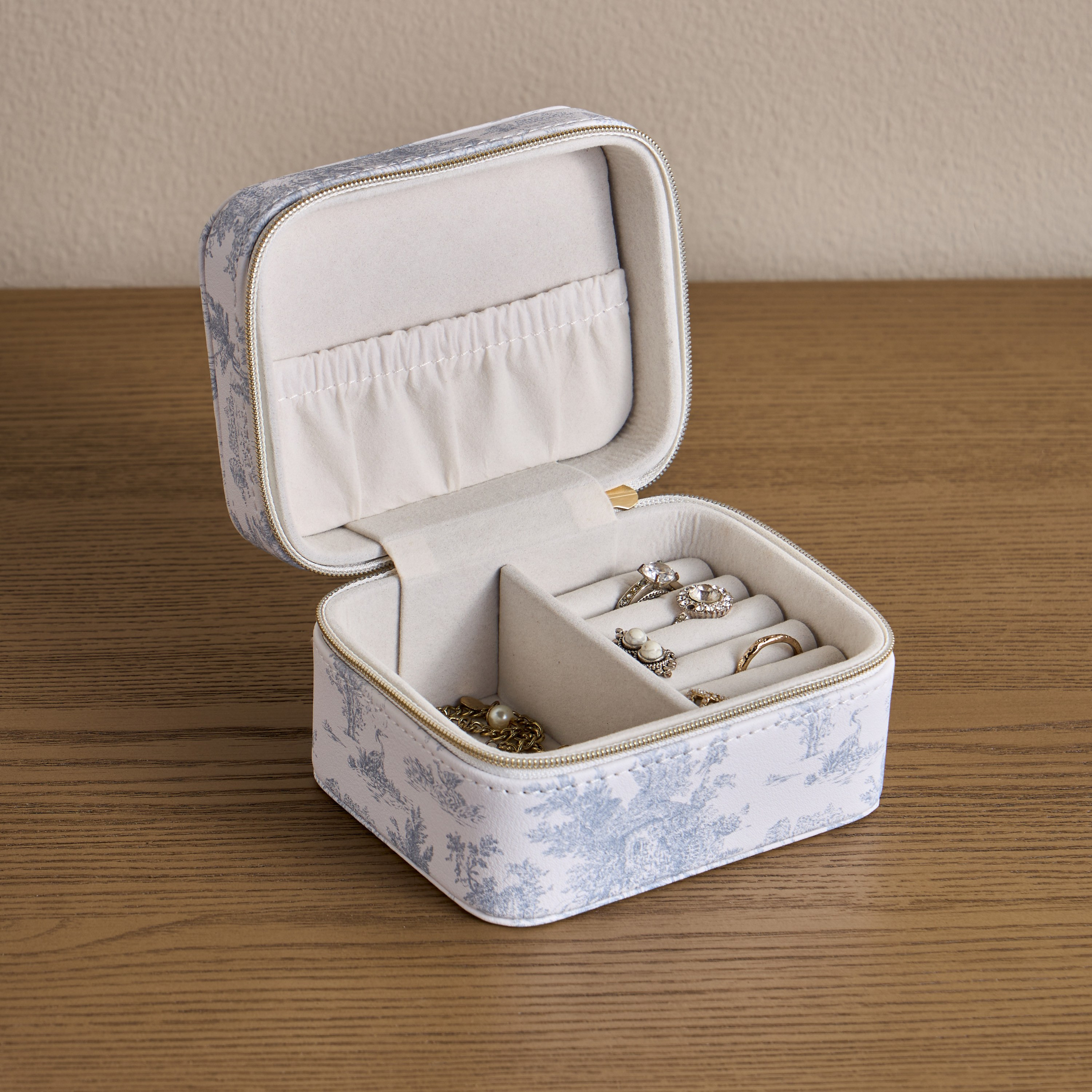 منظم مجوهرات بوتانيك الأنيق للسفر والرحلات-household-storage-jewelleryorganizing-jewelleryboxesandstands-image-2