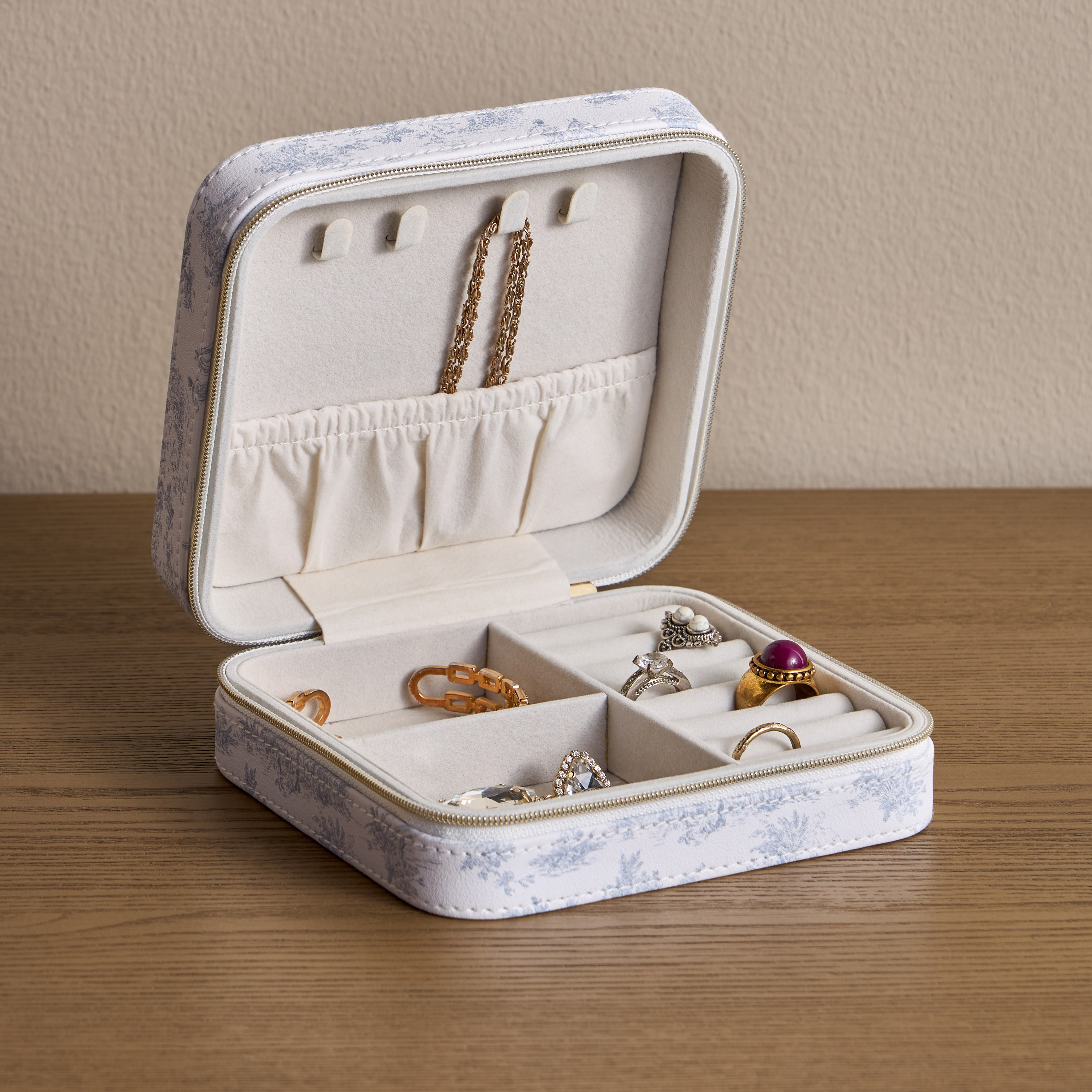 Botanique Travel Jewellery Organiser-household-storage-jewelleryorganizing-jewelleryboxesandstands-image-2