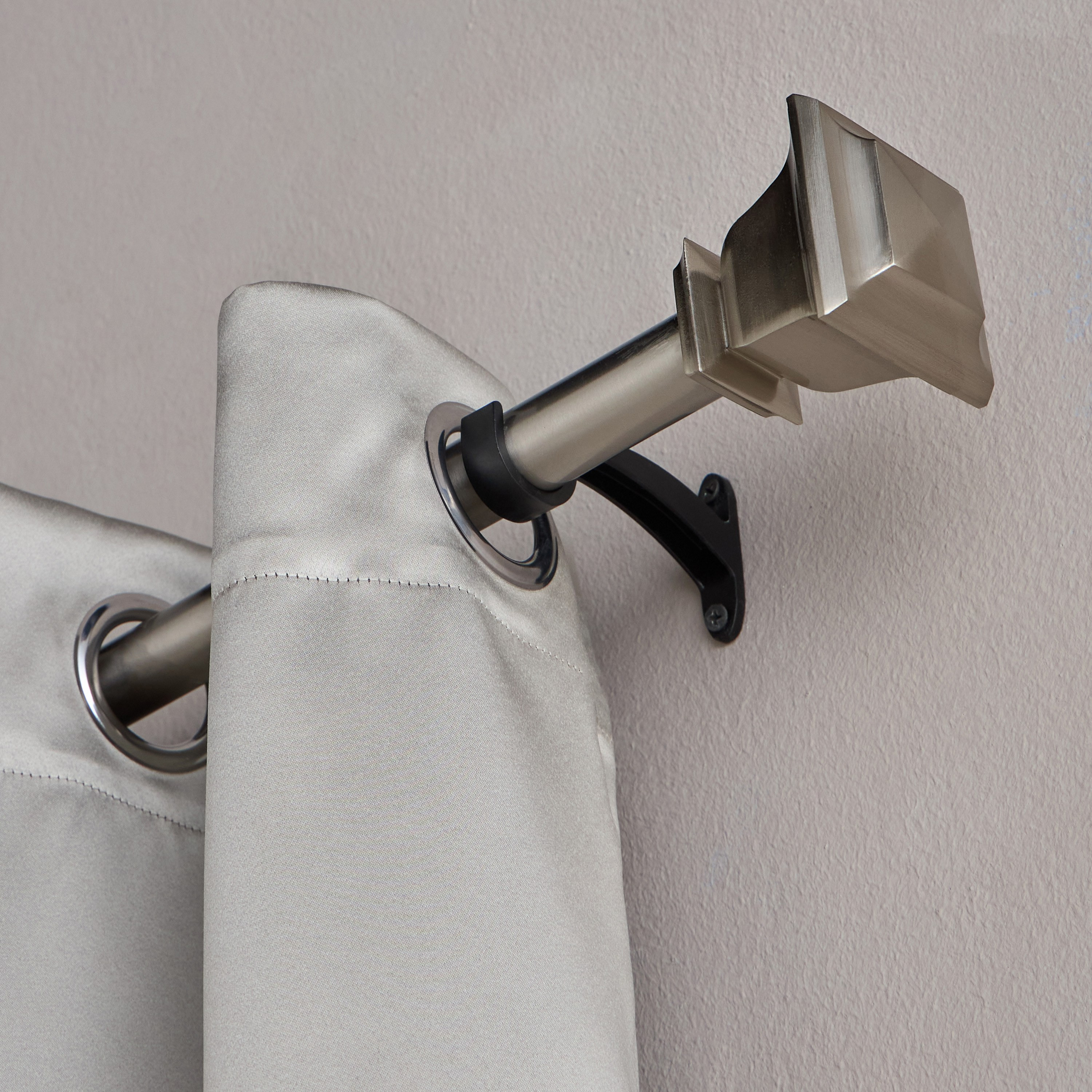 طقم نهايات ستائر من قطعتين - كوادرو-household-windows-curtainrodsandaccessories-windowaccessories-image-2