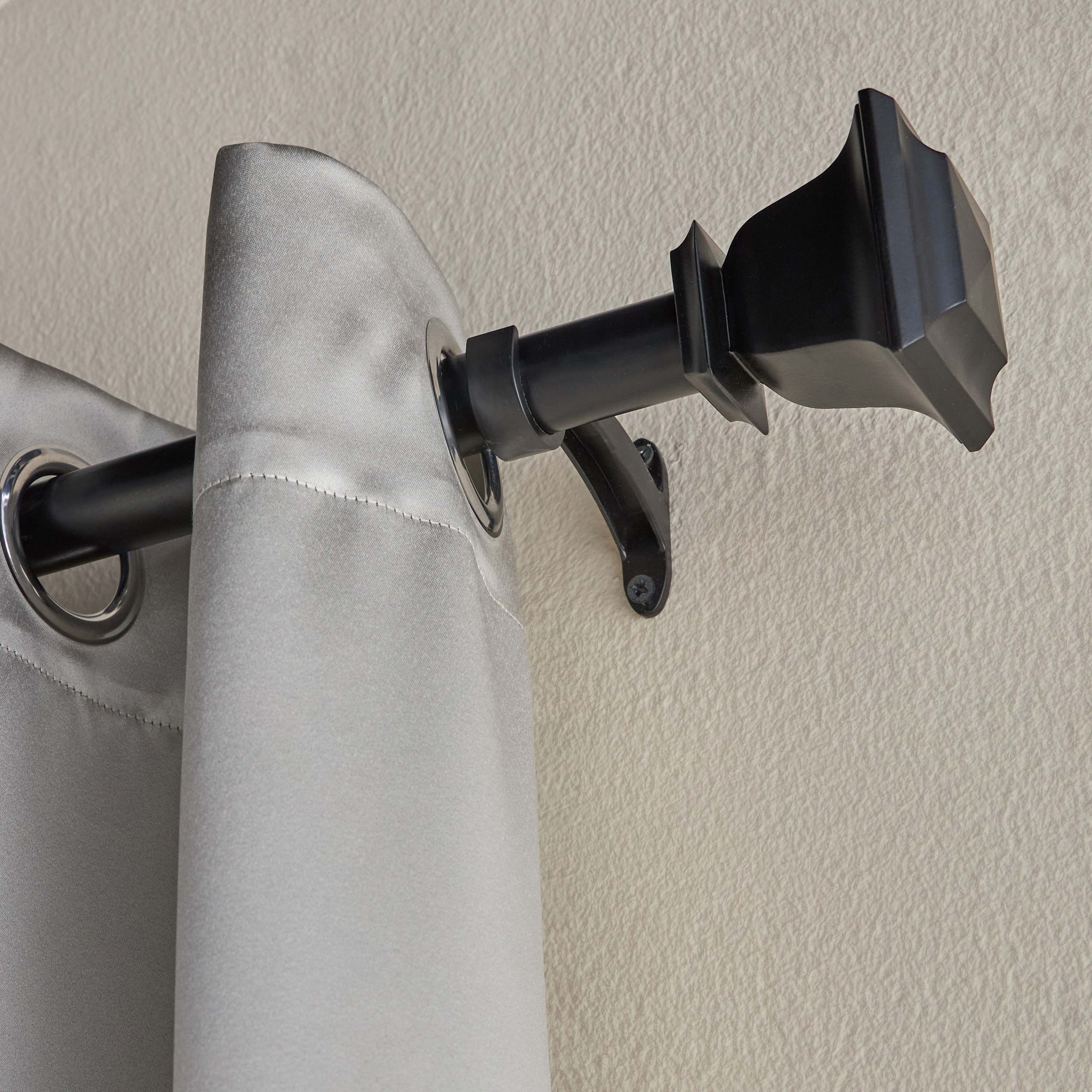 طقم نهايات ستائر من قطعتين - كوادرو-household-windows-curtainrodsandaccessories-windowaccessories-image-5