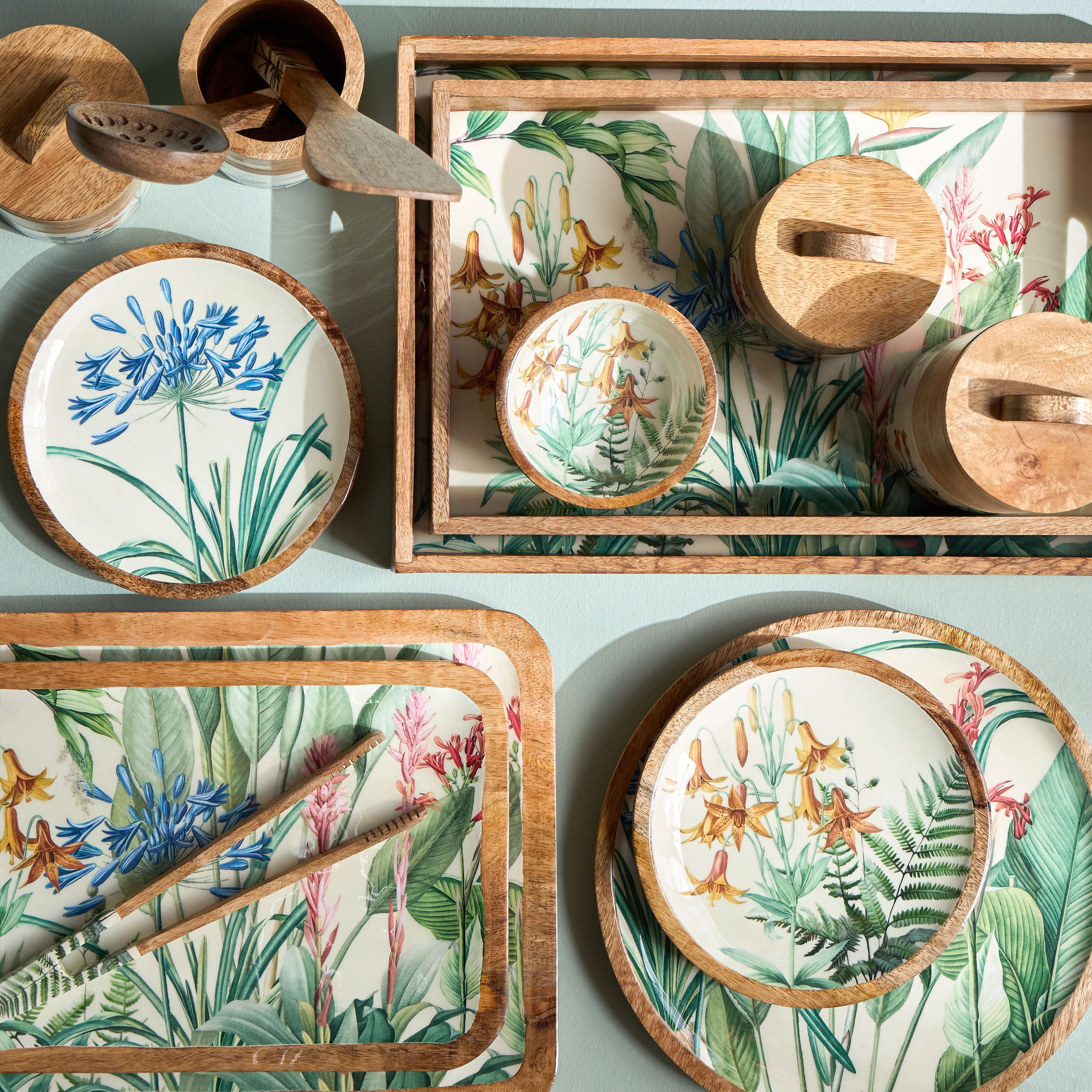 صينية تقديم خشب مانجو بنقوش نباتية-household-dining-serveware-servingtrays-image-3