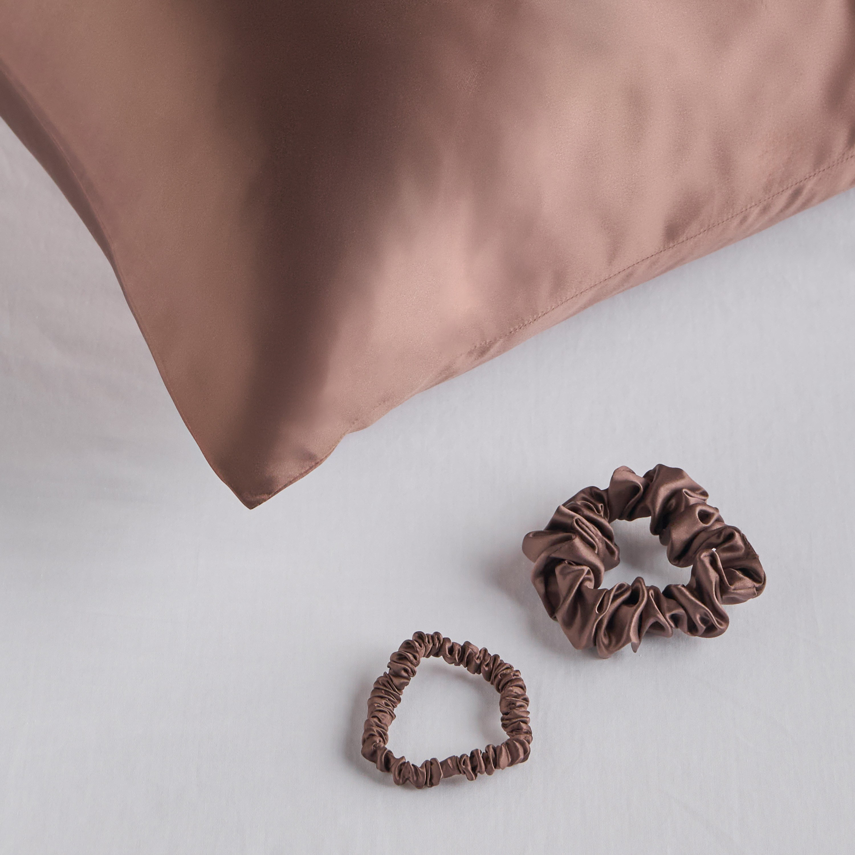 Veloura Mulberry Silk Pillowcase - 50x75 cm-household-bedding-sheetsandpillowcases-pillowcases-image-2