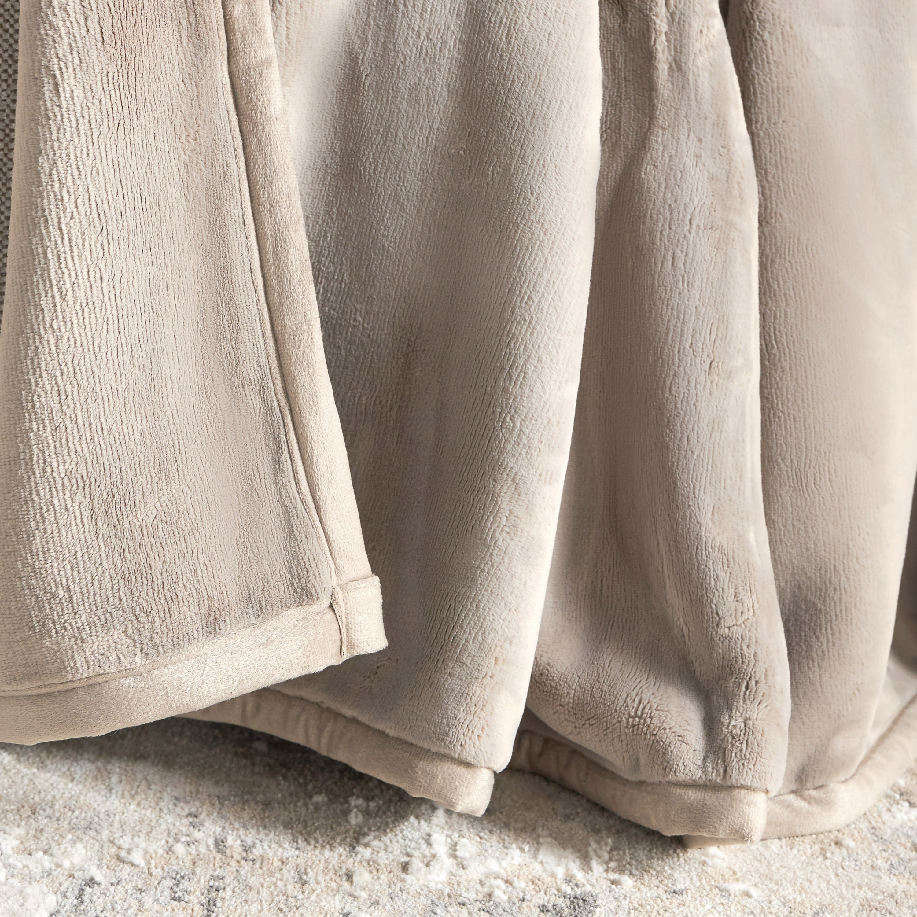 بطانية فلانيل - كوكو - 200x240 سم-household-bedding-blankets-image-2