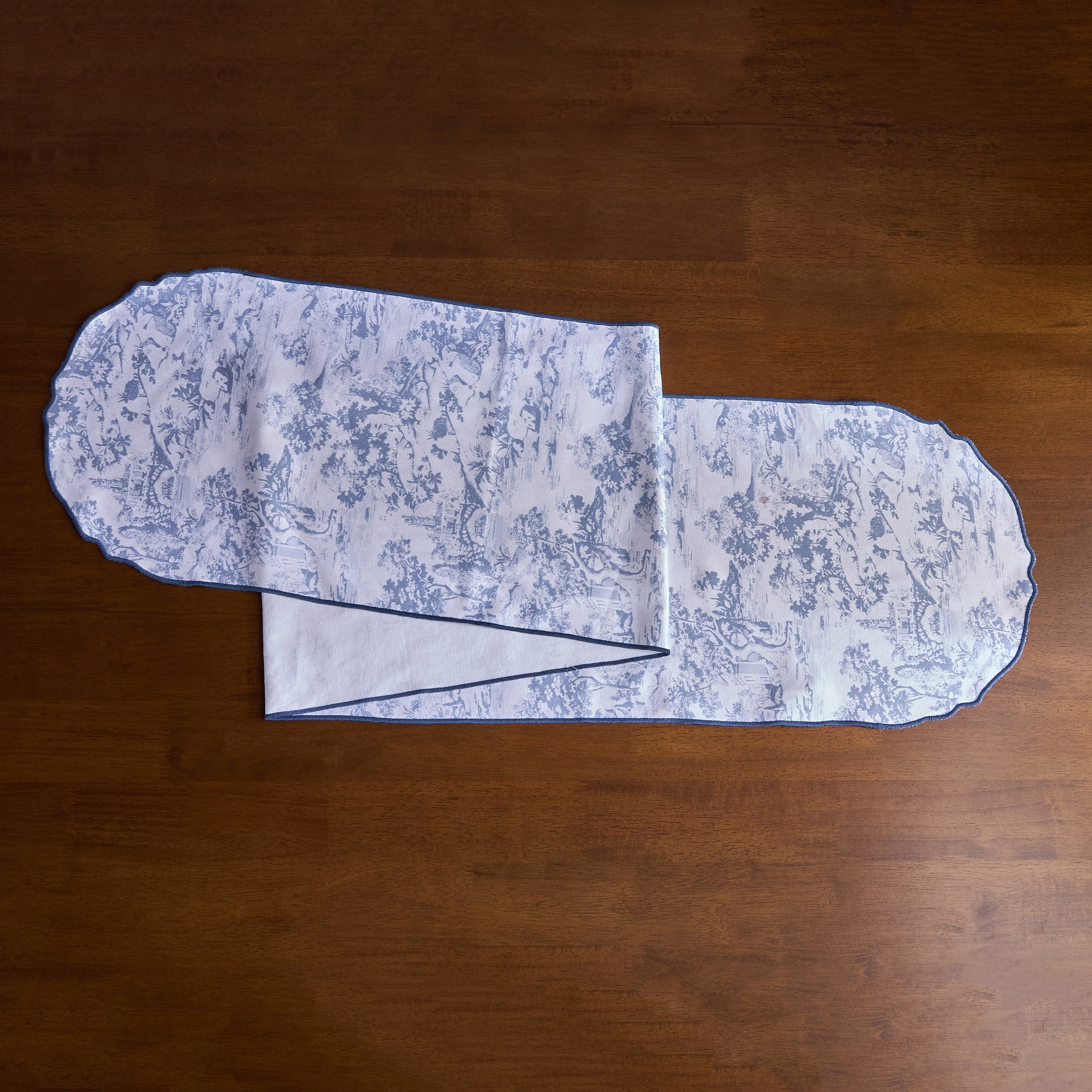 مفرش طاولة - بوتانيك - 33x180 سم-household-dining-tablelinen-runnersandtablecovers-image-5