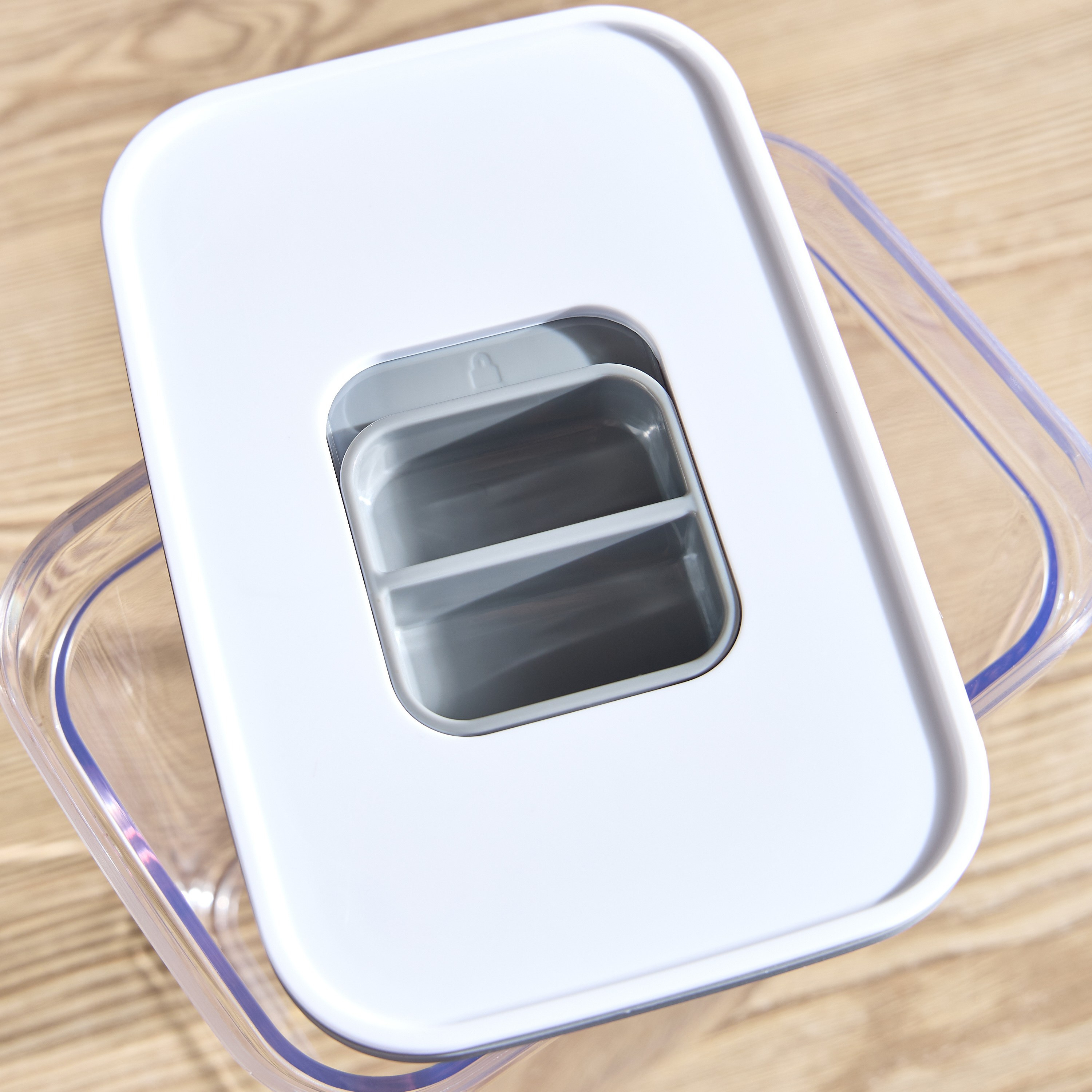 حاوية - بيكرز سيكريت - 1.6 لتر-household-kitchen-foodstorage-containers-image-3