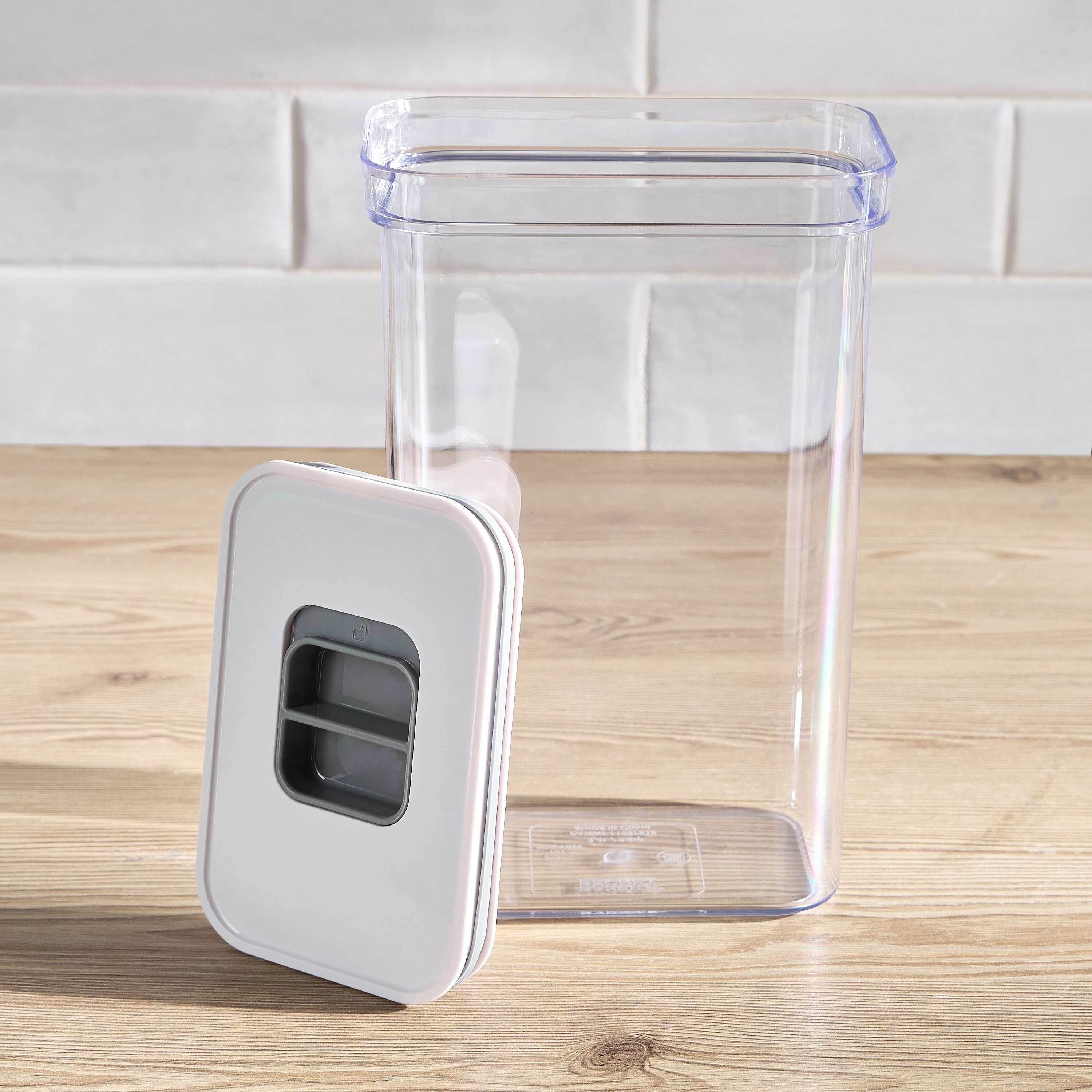حاوية - بيكرز سيكريت - 2.4 لتر-household-kitchen-foodstorage-containers-image-2