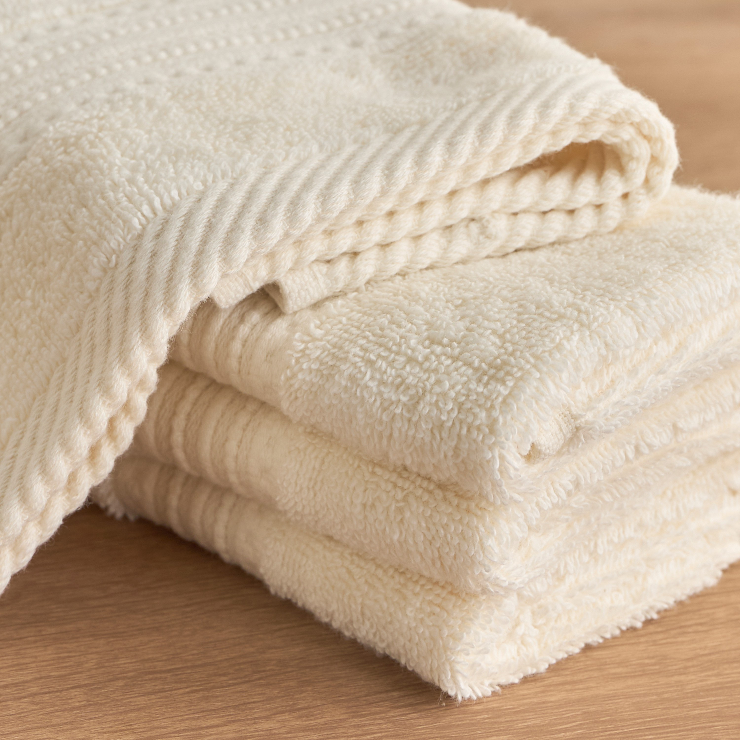 طقم مناشف يد قطن 600 غرام لكل متر مربع 4 قطع - سيرينا - 30x30 سم-household-bathandlaundry-bathlinen-towels-image-2